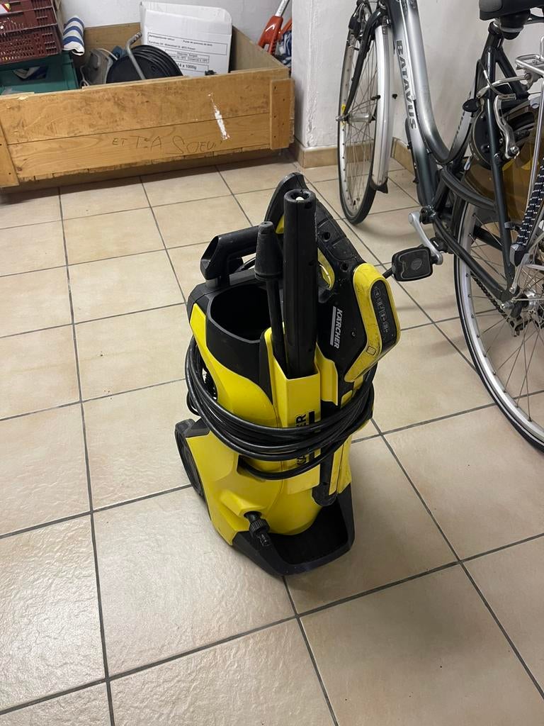 Hogedrukreiniger karcher k4 full control, Doe-het-zelf en Bouw, Reinigingsmachines, Ophalen, Zo goed als nieuw