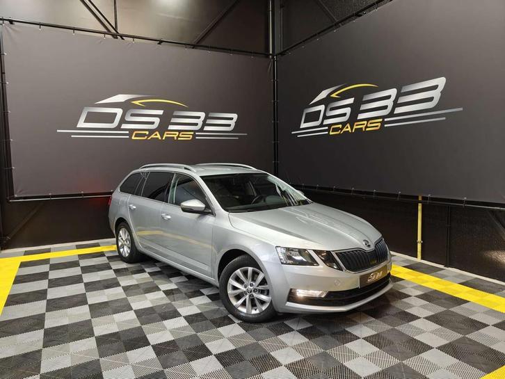 Skoda Octavia Octavia SW 1.5 TSI ZV/Apple/Trekhaak/PDC/Alu, Auto's, Skoda, Bedrijf, Te koop, Octavia, Airbags, Bluetooth, Boordcomputer