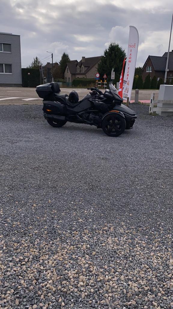 Can Am Spyder F3 limited idition, Motoren, 3 cilinders, Meer dan 35 kW, 1300 cc