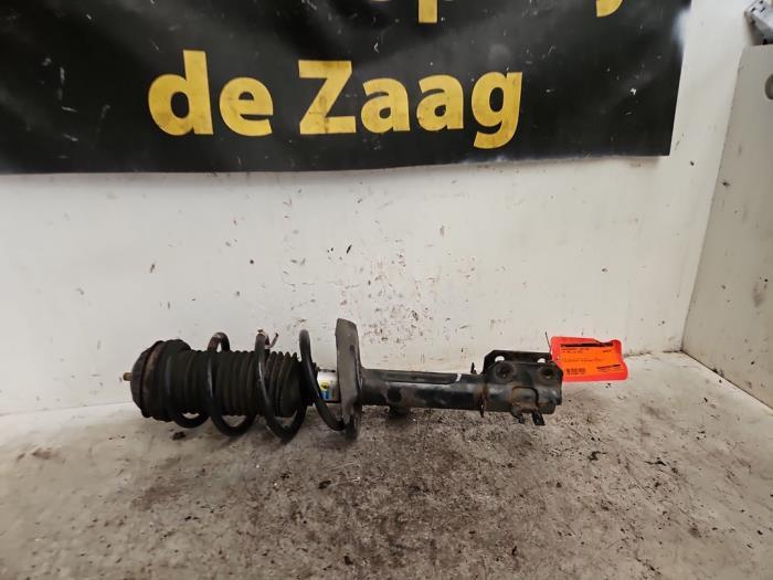 Schokdemperpoot links-voor van een Fiat 500L, Auto-onderdelen, Ophanging en Onderstel, Fiat, Gebruikt, 3 maanden garantie, Ophalen of Verzenden