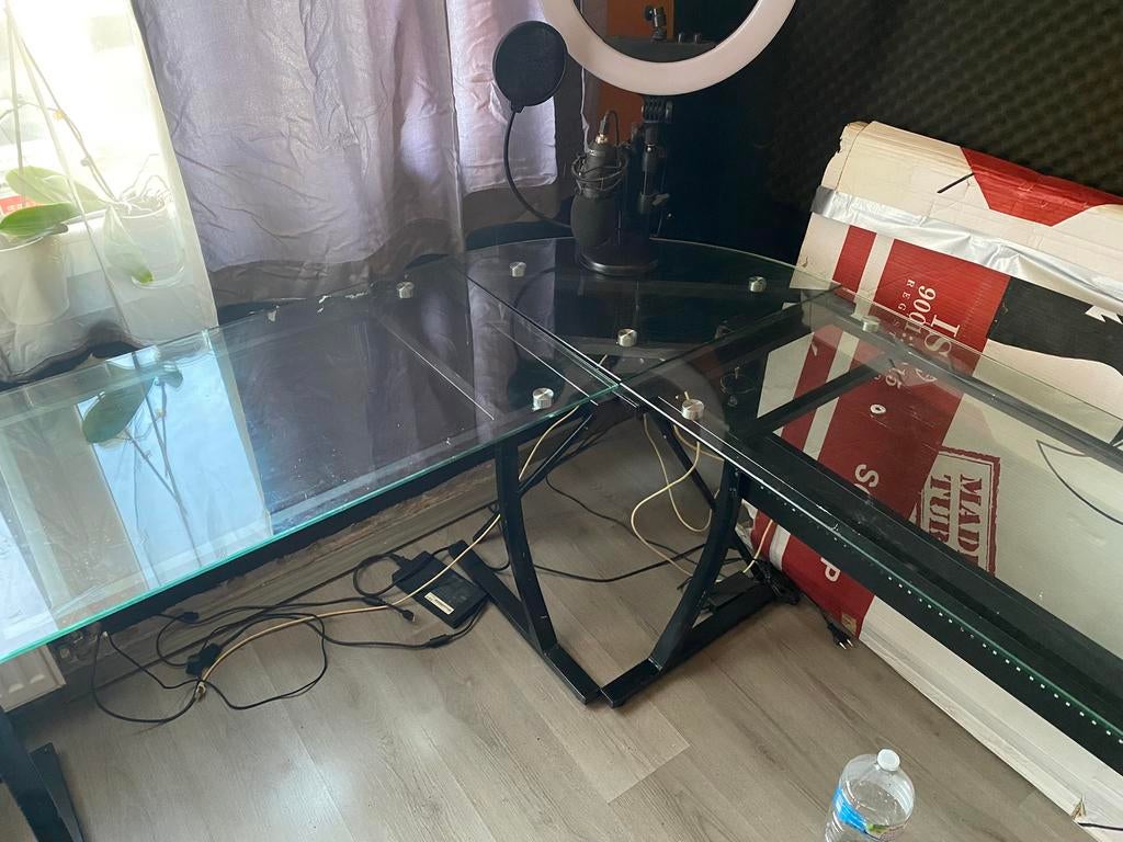 Bureau pc, Musique & Instruments, Lumières & Lasers, Enlèvement, Utilisé