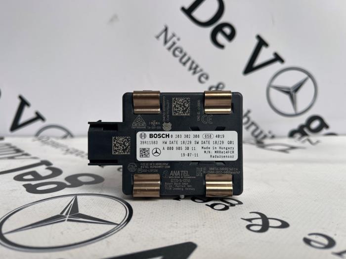 Capteur radar d'un Mercedes CLA, Autos : Pièces & Accessoires, Autres pièces automobiles, Mercedes-Benz, Utilisé, 3 mois de garantie