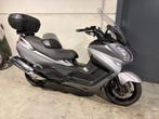 Suzuki AN650 Burgman executive met topcase, Scooter, Entreprise, Plus de 35 kW, 650 cm³