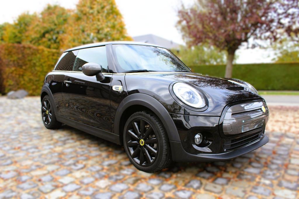 Mini Cooper SE M trim, Autos, Mini, Particulier, Cooper, Électrique, Automatique, Entretenue par le concessionnaire