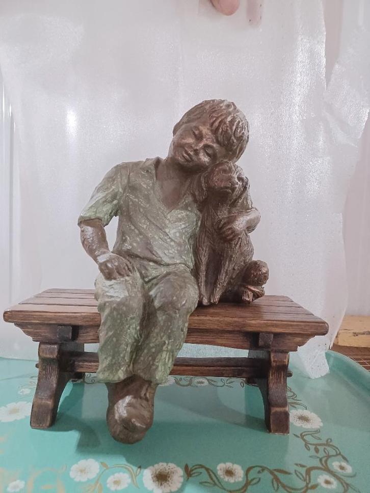 beeld Jongen met hond, Antiek en Kunst, Kunst | Beelden en Houtsnijwerken, Ophalen