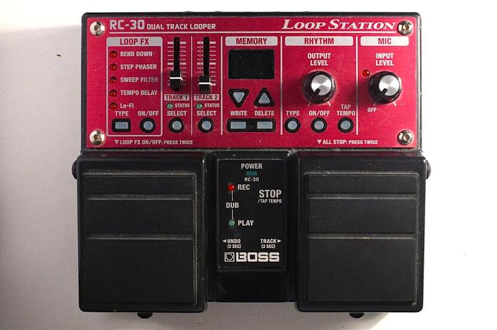 Pédale de guitare BOSS RC-30 Loopstation (2 tracks recorder), Musique & Instruments, Effets, Volume, Autres types, Multi-effet