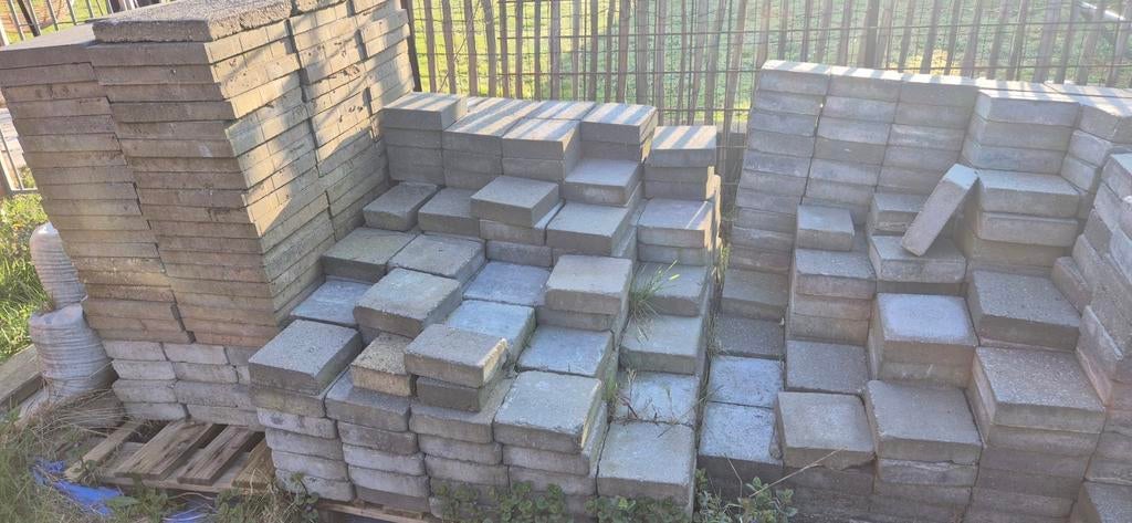 GRATIS GROOT LOT KLINKERS, Tuin en Terras, Ophalen, Klinkers