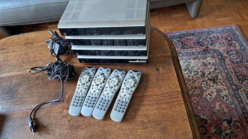 4 TELENET Digiboxen te koop, Ophalen