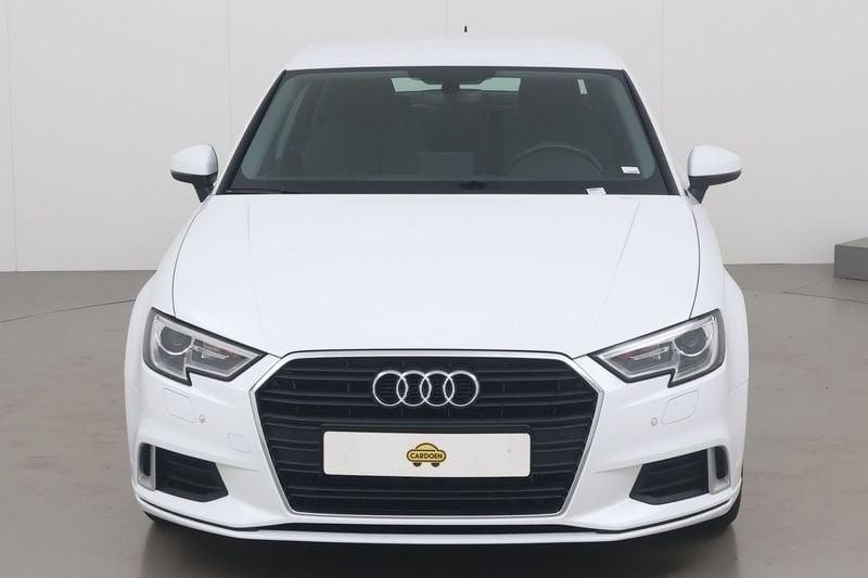 Audi A3 Sedan 35 TDI sport 150, Auto's, Audi, https://public.car-pass.be/vhr/a683b038-bdca-4399-b1e3-e4f8dec76e60, 4 deurs, 4 cilinders