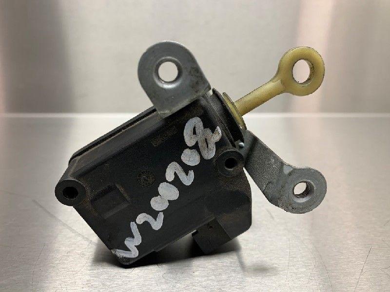 VEROUILLAGE CENTRALISEE MOTEUR Toyota Aygo (B10), Utilisé, Toyota