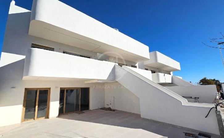 Instapklaar luxe appartement op 900 m van Lo Pagan strand, Immo, Étranger, Espagne, Appartement, Village