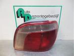 Feu arrière droit d'un Toyota Yaris (Yaris 1 00-), -, 3 mois de garantie, Toyota, Utilisé