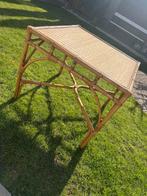 Table vintage en bambou/rotin DAL VERA, Enlèvement