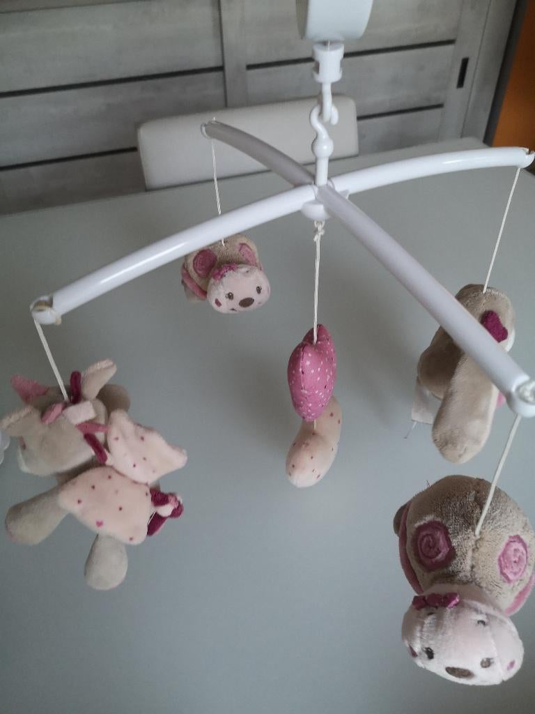 Mobile musical, Enlèvement, Neuf