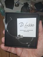 Verschillende armbanden, Enlèvement