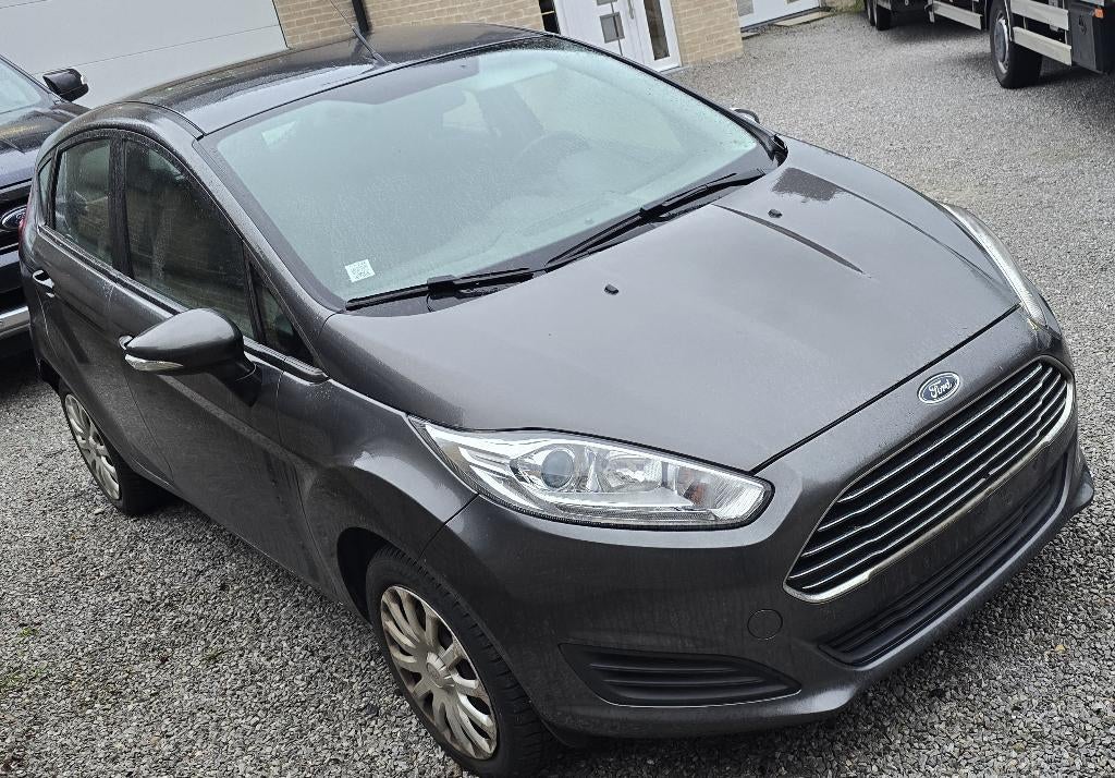 FORD FIESTA 1.0 ESSENCE 2016 AIRCO /// DÉMARRE PAS ///, Autos, Ford, Achat, Euro 6, Entreprise, Boîte manuelle