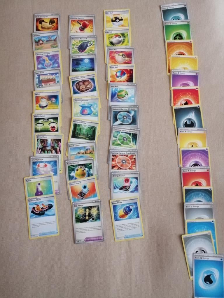 Pokémon kaarten, Hobby en Vrije tijd, Ophalen, Zo goed als nieuw, Meerdere kaarten