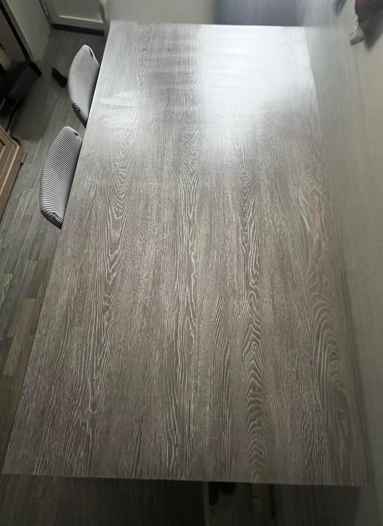 Belle table grise (à emporter absolument ! ! !), Enlèvement, Comme neuf