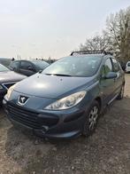 Peugeot 307 1400cc probleme joint. culasse, Auto's, Peugeot, Voorwielaandrijving, Stof, Zwart, 1088 kg