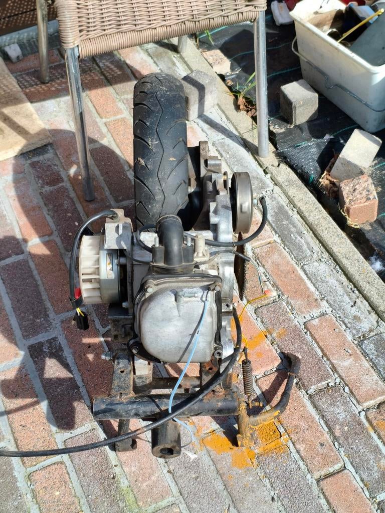 Bloc de 50 cc, Vélos & Vélomoteurs, Pièces de cyclomoteur | Scooters, Enlèvement, Utilisé, Bloc, Autres marques