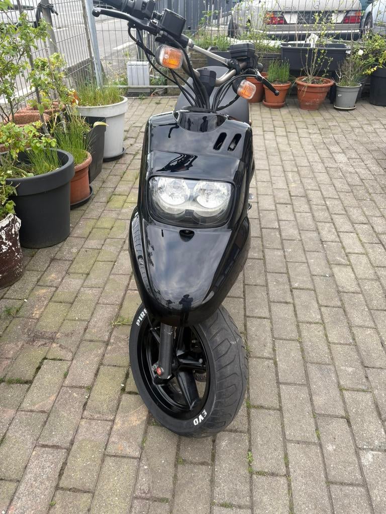 Yamaha Mbk naked 12p, Fietsen en Brommers, Scooters | Yamaha, Zo goed als nieuw, Ophalen