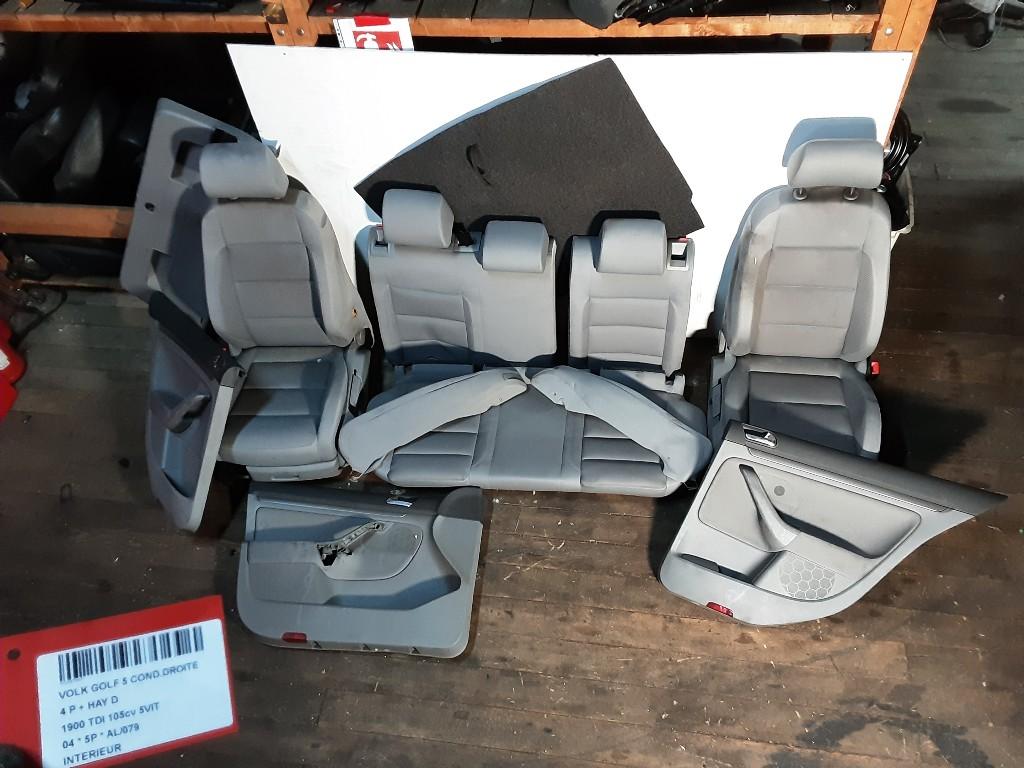 INTERIEUR COMPLET Volkswagen Golf V (1K1) (1K4881105EM), Volkswagen, Mevr. I. Hauben, Utilisé, Rue de l'Espoir 34 34
4030  GRIVEGNÉE, BE