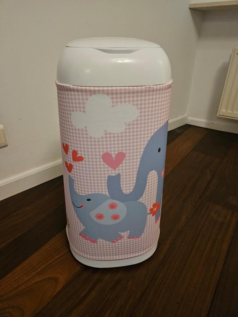 Angelcare poubelle à langes dress up + housse + 2 recharges, Enlèvement