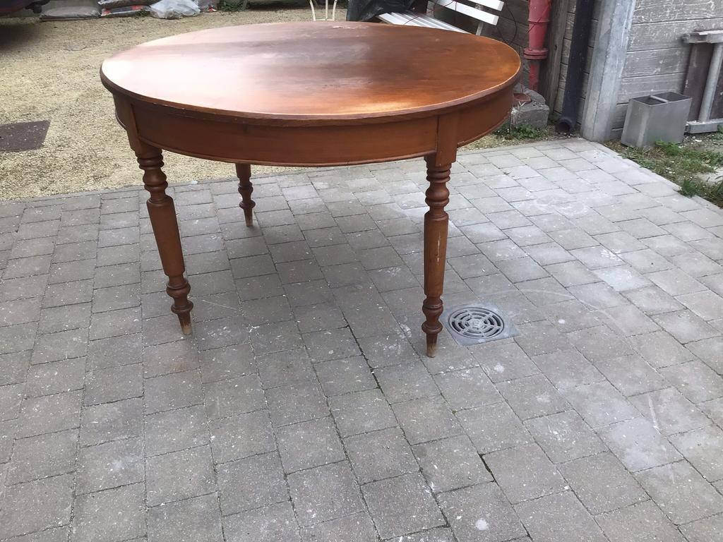 Ronde tafel, Ophalen