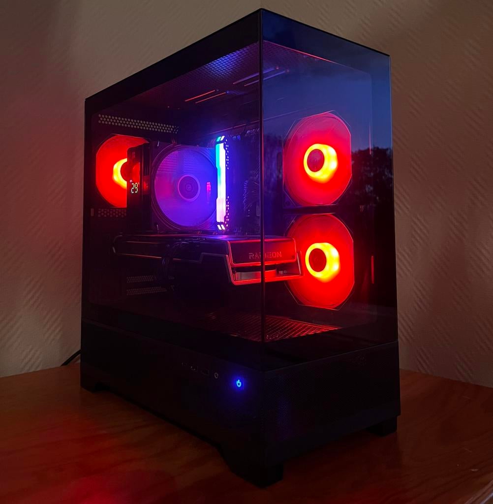 PC GAMER, Computers en Software, Desktop Pc's, Ophalen of Verzenden, Zo goed als nieuw, SSD