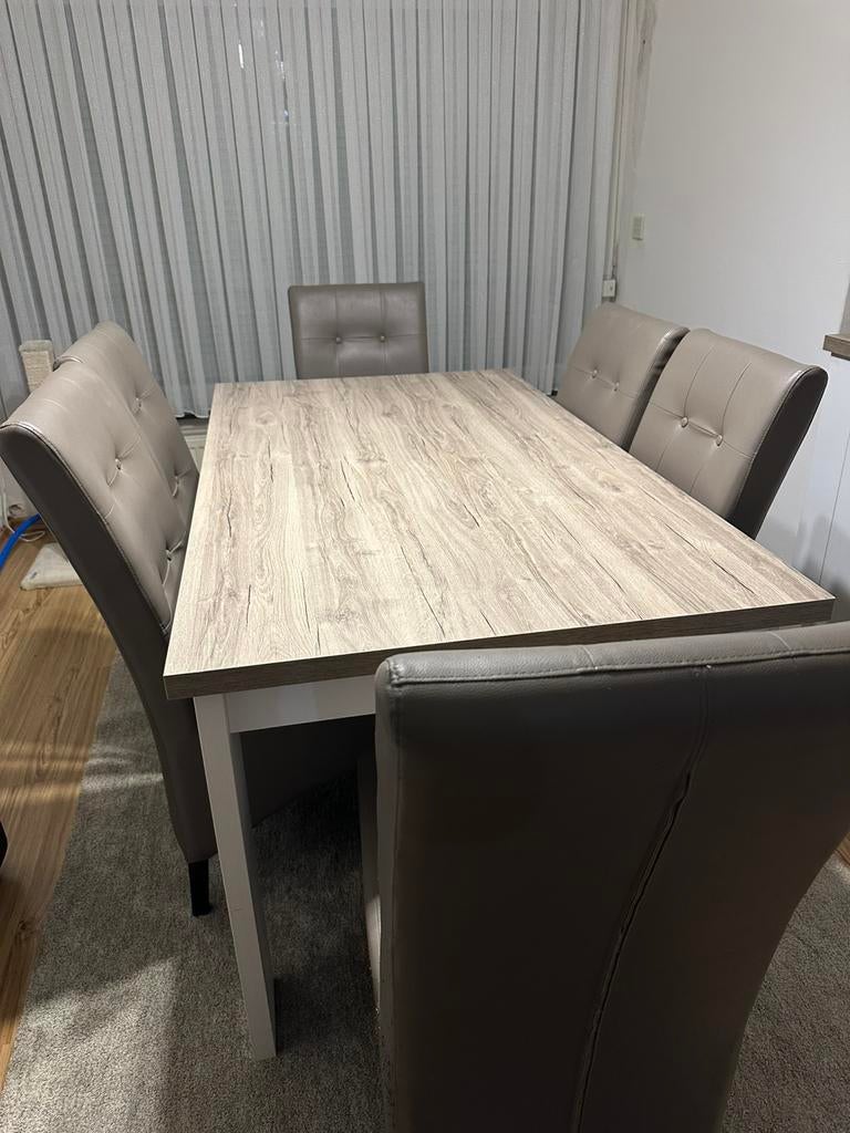 Moderne meubelset - tafel, 6 stoelen, dressoir & tv-meubel, Huis en Inrichting, Ophalen, Zo goed als nieuw