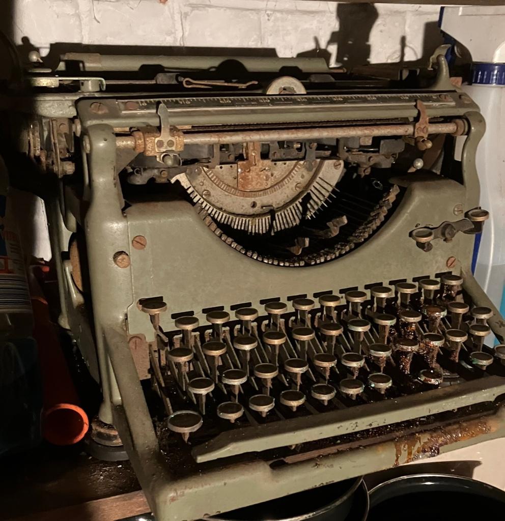 Oude Antieke typmachine Underwood, Antiek en Kunst, Ophalen of Verzenden