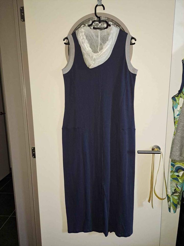 Marithé - François Girbaud, knappe vintage jurk mt M/L, Kleding | Dames, Jurken, Zo goed als nieuw, Maat 38/40 (M), Blauw, Onder de knie
