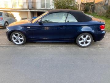 bmw 120i cabriolet parfait etat  beschikbaar voor biedingen