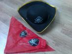 Piratenhoed, sjaaltje en ooglappen, Hobby en Vrije tijd, Ophalen of Verzenden, Gebruikt, Hoed of Pruik