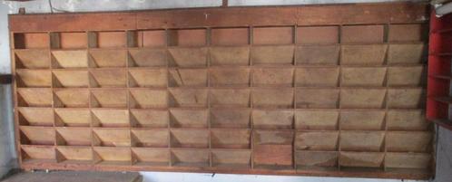 Vintage vakken wandrek, Huis en Inrichting, Woonaccessoires | Wandplanken en Boekenplanken, Gebruikt, Ophalen