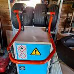 Paddock stand LV8 voor achterwiel, Ophalen