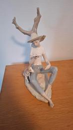Nao lladro - jongen met hond, Verzenden, Zo goed als nieuw