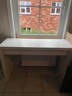 Witte Ikea Malm bureau, Huis en Inrichting, Bureaus, Ophalen, Zo goed als nieuw, Bureau