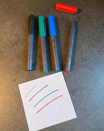 Set van 4 kleurige fineliners! beschikbaar voor biedingen