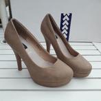 schoenen, Vêtements | Femmes, Chaussures, Beige, Comme neuf, Chaussures basses, Envoi
