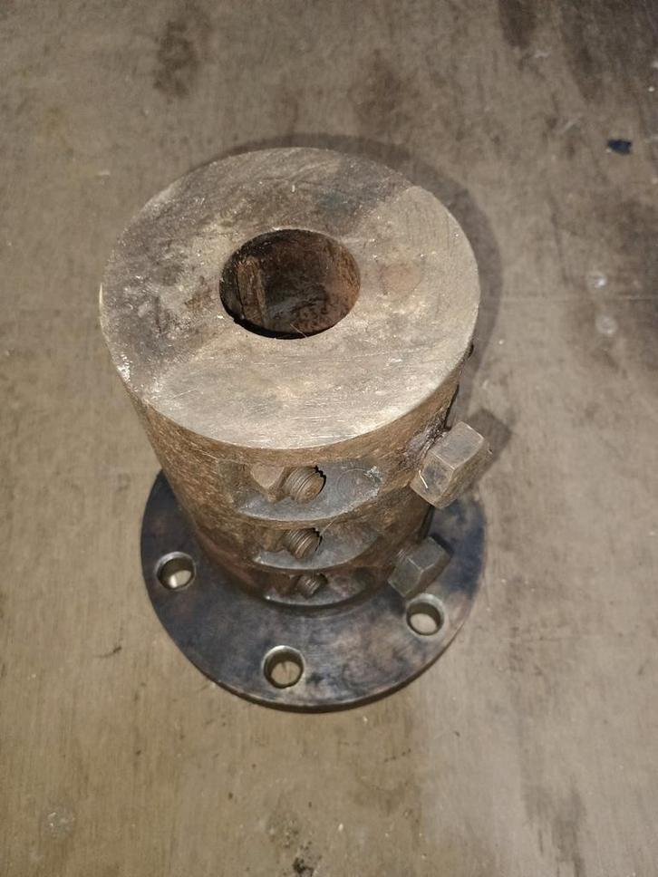 Klemnaaf / schroefaskoppeling as 45mm Brevo 104, Watersport en Boten, Bootonderdelen, Ophalen of Verzenden