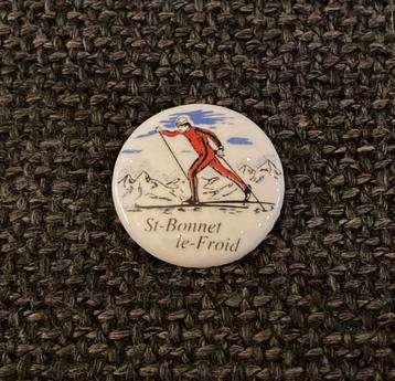 PIN - SAINT-BONNET- LE-FROID - FRANCE - FRANKRIJK - SKI, Envoi, Utilisé, Ville ou Campagne, Insigne ou Pin's
