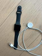 Apple watch - series 3, Handtassen en Accessoires, Smartwatches, Ophalen of Verzenden, Zo goed als nieuw