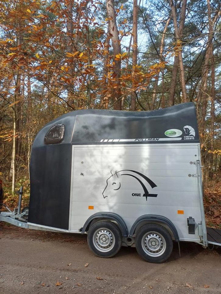 Cheval Liberte Gold One Pullman 1,5, Dieren en Toebehoren, Paarden en Pony's | Trailers en Aanhangwagens, Ophalen