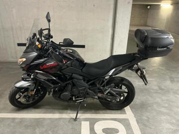 Kawasaki Versys 650, Motoren, 4 cilinders, Meer dan 35 kW, 650 cc, Sport
