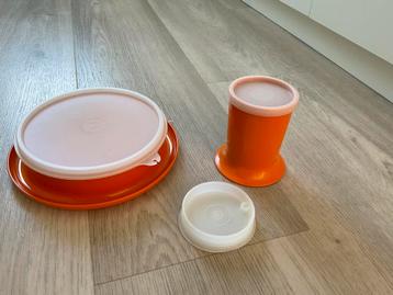 Eet en drinkgerei baby, Tupperware beschikbaar voor biedingen