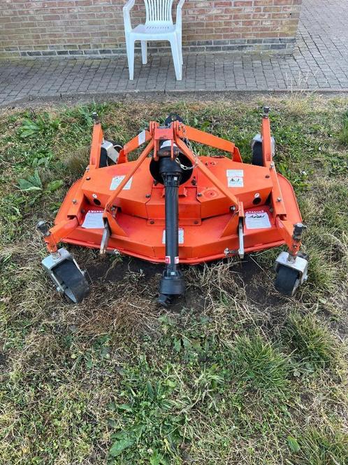 zeer weinig gebruikte Profecionele 3punts circelmaaier 125Cm, Zakelijke goederen, Landbouw | Aardappelen, Groenten, Fruit en Vlees