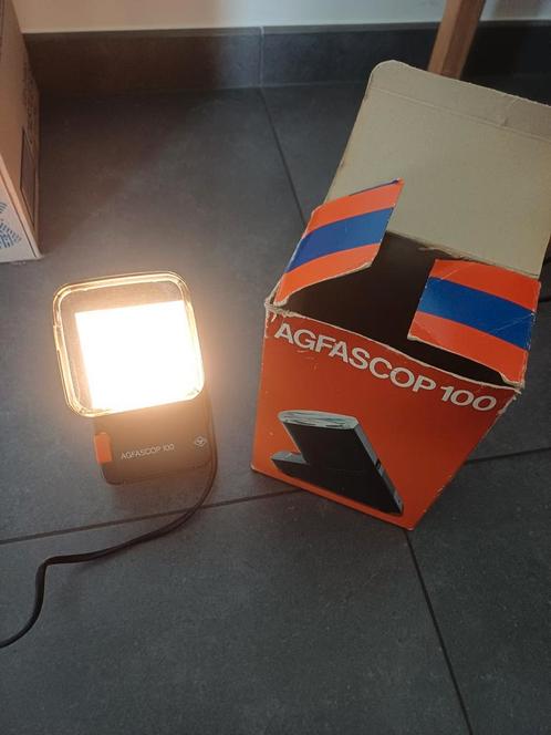 Dia vergroter agfascop 100, Audio, Tv en Foto, Diaprojectoren, Zo goed als nieuw, Ophalen of Verzenden