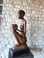 Houtgesculteerd Afrikaans beeld, Antiek en Kunst, Curiosa en Brocante, Ophalen of Verzenden