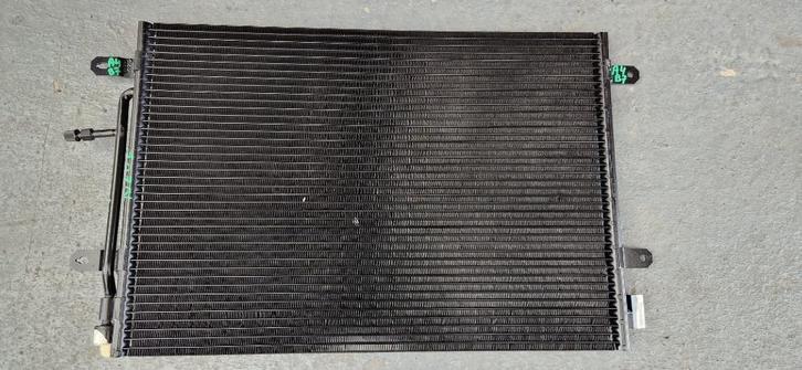 Radiateur NEUF CLIMATISATION AUDI A4 B7 condenseur clim, Autos : Pièces & Accessoires, Climatisation & Chauffage, Audi, Enlèvement